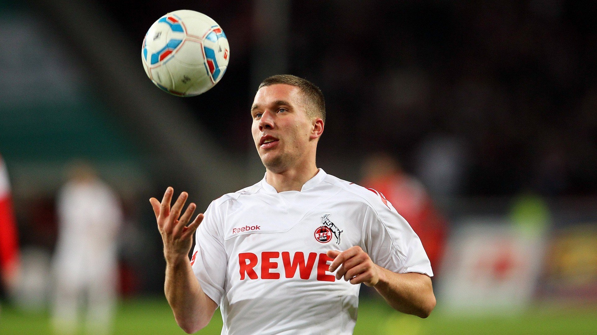 佛罗伦萨强化高空争顶形成压制态势，佛罗伦萨最高点